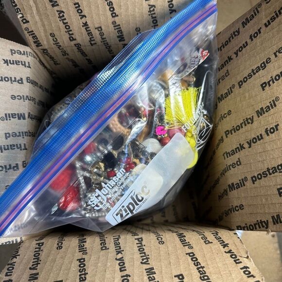 J404 Craft Bulk Bundle of Single & Broken Earrings - Picture 6 of 7